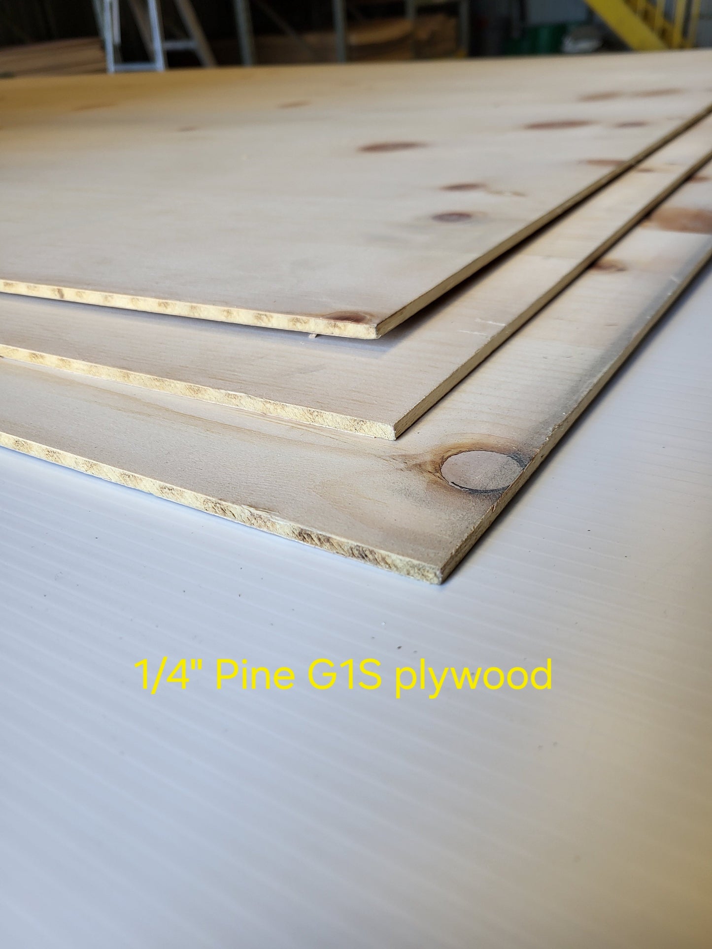 1/4X4X8 PINE G1S PLYWOOD CORE