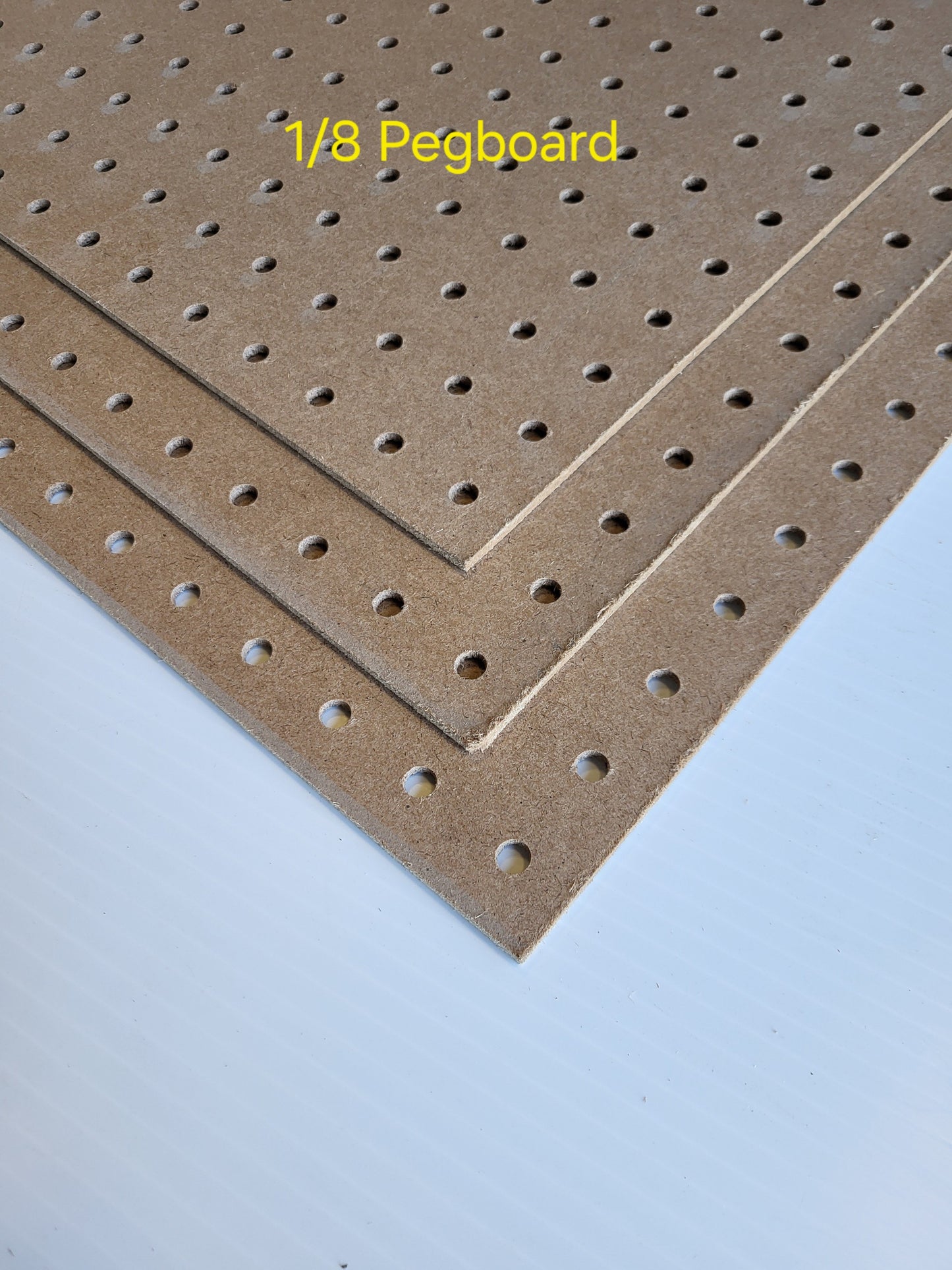 1/4X4X8 PEGBOARD