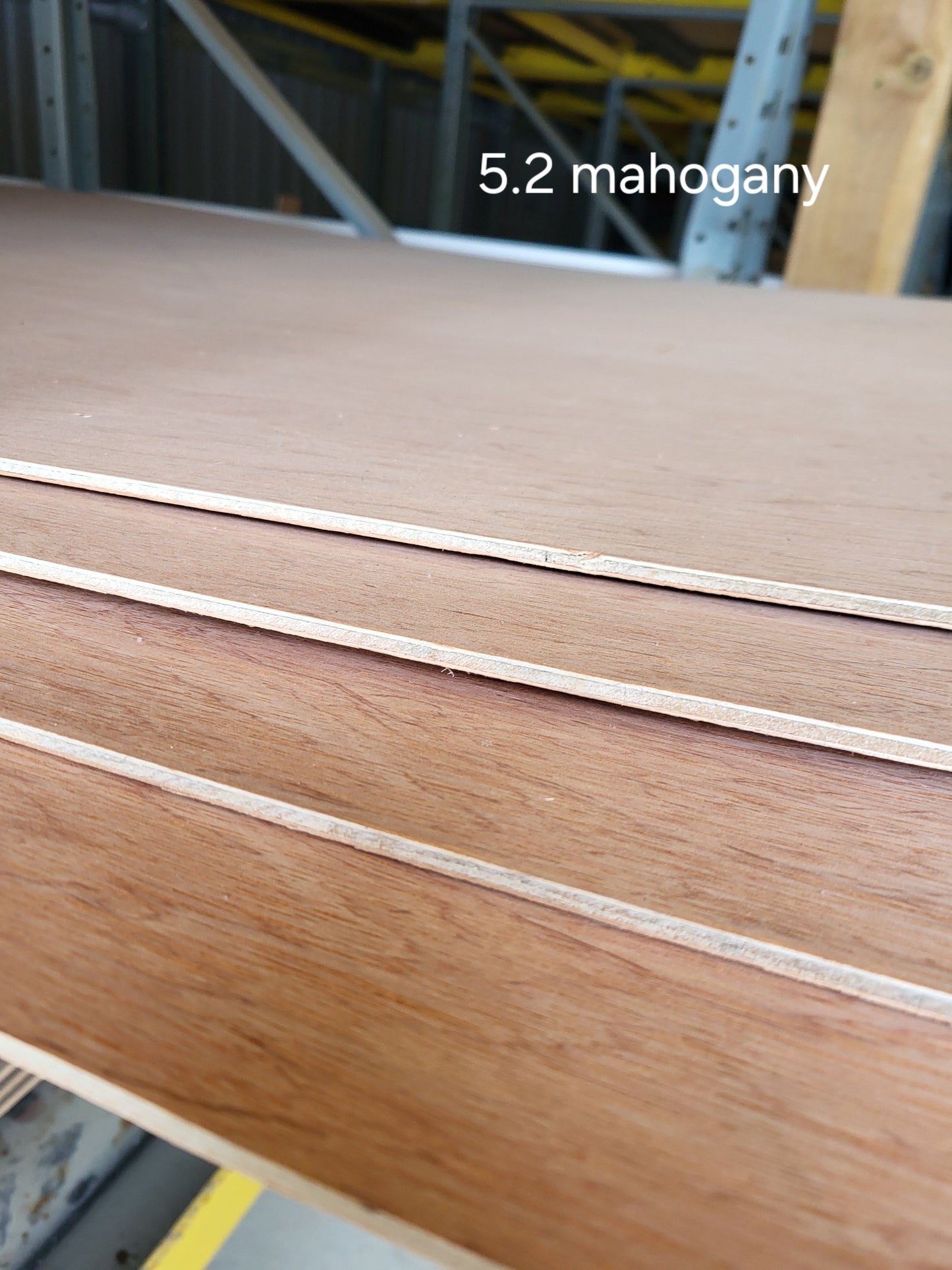 5.2 MM X4X8 MAHOGANY